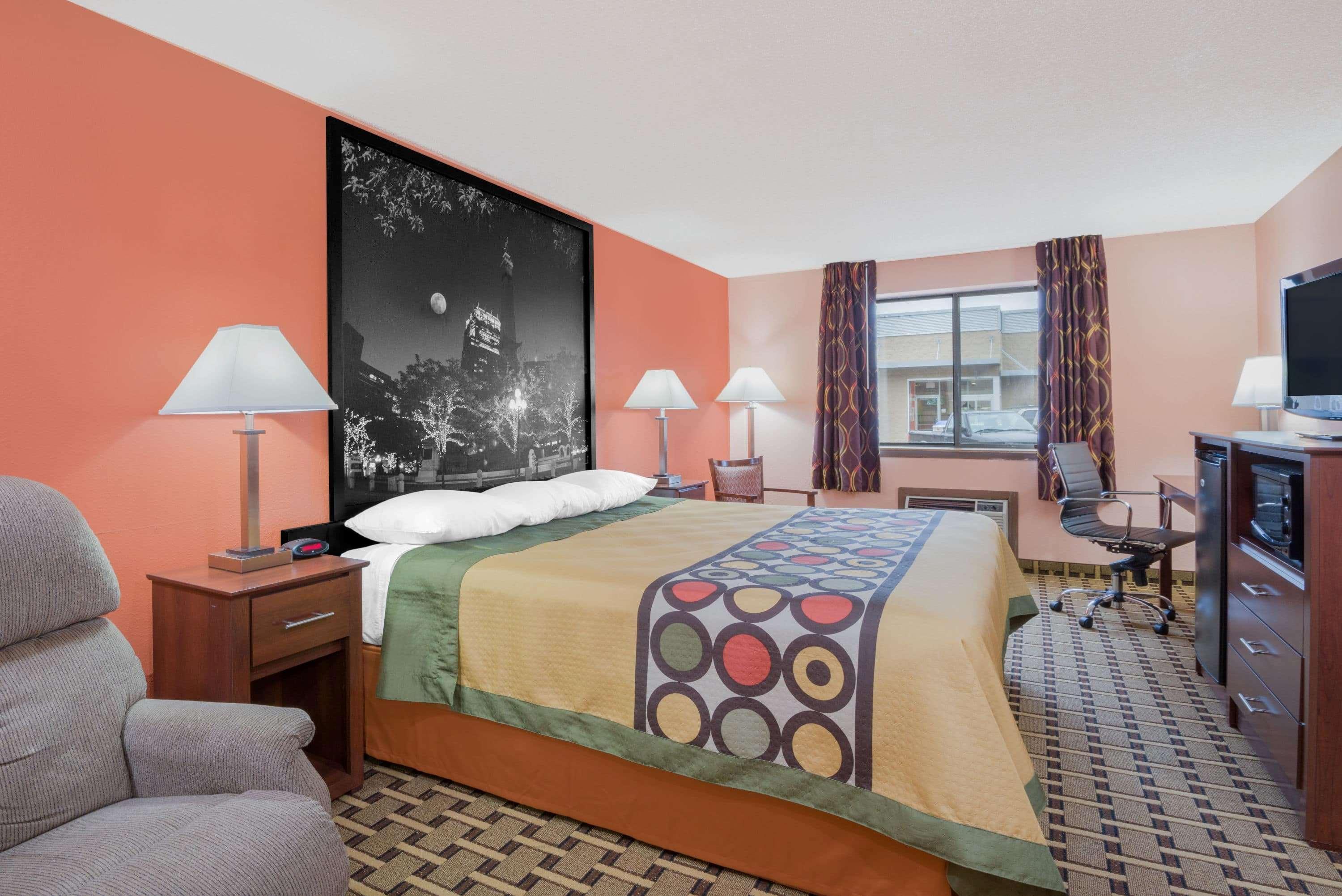 Super 8 By Wyndham Shelbyville Bagian luar foto