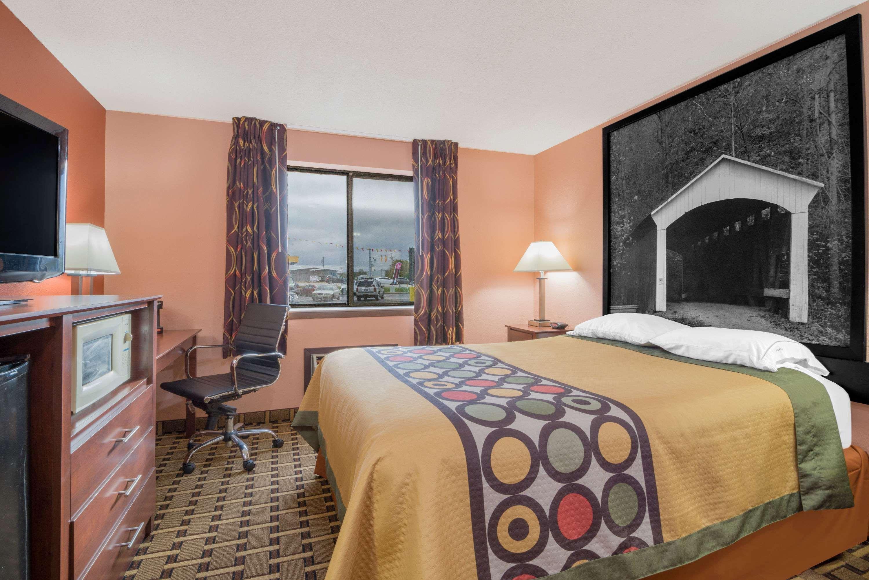 Super 8 By Wyndham Shelbyville Bagian luar foto